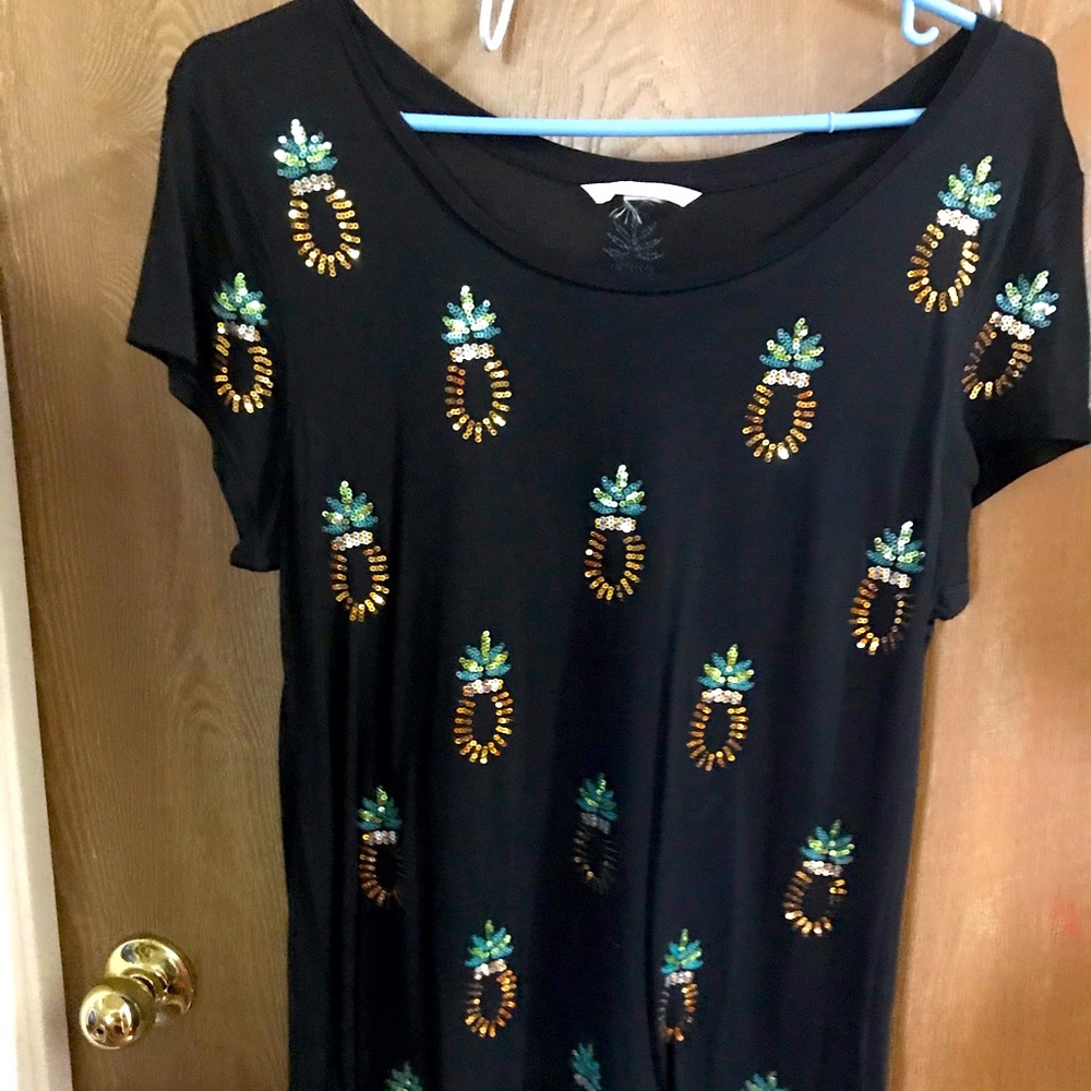 3 FOR $20 H&M women’s pineapple top